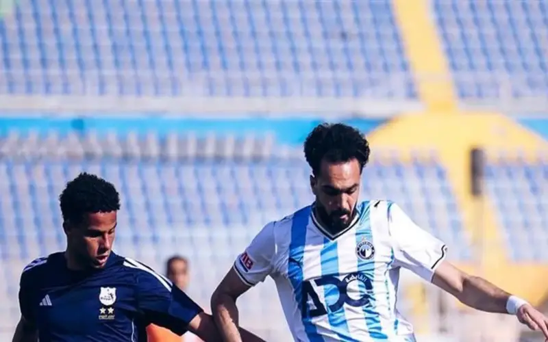 «ليلة الحسم».. القنوات الناقلة لمباراة بيراميدز وسموحة في الدوري المصري 2026