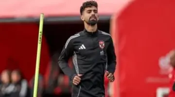 أحمد رضا يودع لاعبي الأهلي بعد الإعارة للبنك ويمدد تعاقده موسما