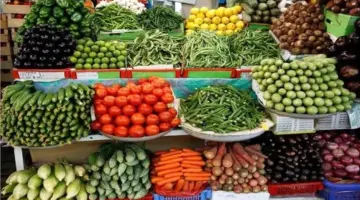 أسعار الخضروات والفاكهة اليوم الأحد 17 مايو 2026
