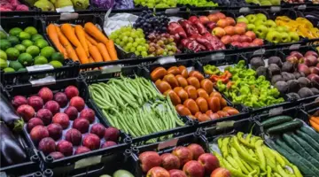 أسعار الفاكهة والخضراوات اليوم الأحد 3 مايو 2026 داخل سوق العبور