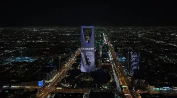 إطلاق سلسة هواتف Samsung Galaxy S26 يضيء سماء المملكة باستحواذ إعلاني حصري وشامل عبر شبكة “روتانا ساينز”