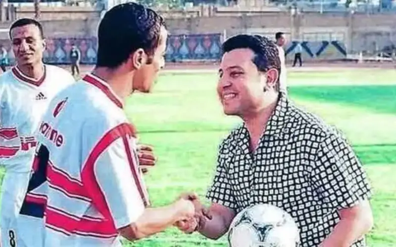إعلامية مصرية تنشر صورة نادرة لهاني شاكر في ملعب الزمالك