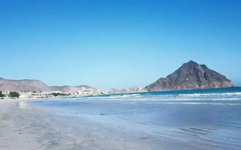 الأرصاد تتوقّع استمرار الطقس شديد الحرارة وأمطار بأجزاء من السواحل والمرتفعات الجبلية
