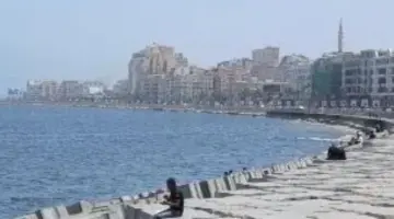 الأرصاد تعلن حالة الطقس غدًا: أجواء حارة نهارًا وشبورة صباحية على الطرق