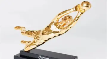 الإعلان عن الفائز بجائزة القفاز الذهبي في الدوري الإنجليزي 2025/26