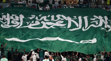 الاتحاد السعودي لكرة القدم يعين الويلزي مات كروكر كمدير تنفيذي                                قرر الاتحاد السعودي لكرة القدم تعيين الويلزي مات كروكر مديرًا تنفيذيًا لكرة القدم في الاتحاد السعودي لكرة القدم، خلفًا للمغربي ناصر لارجيت والذي انتهت مهام عمله.                الأحد، 17 مايو 2026 – 15:19