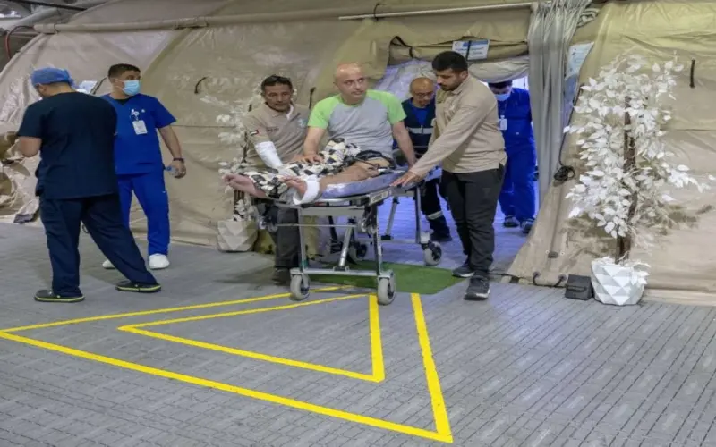 المستشفى الإماراتي العائم بالعريش يستقبل حالتين جديدتين من قطاع غزة
