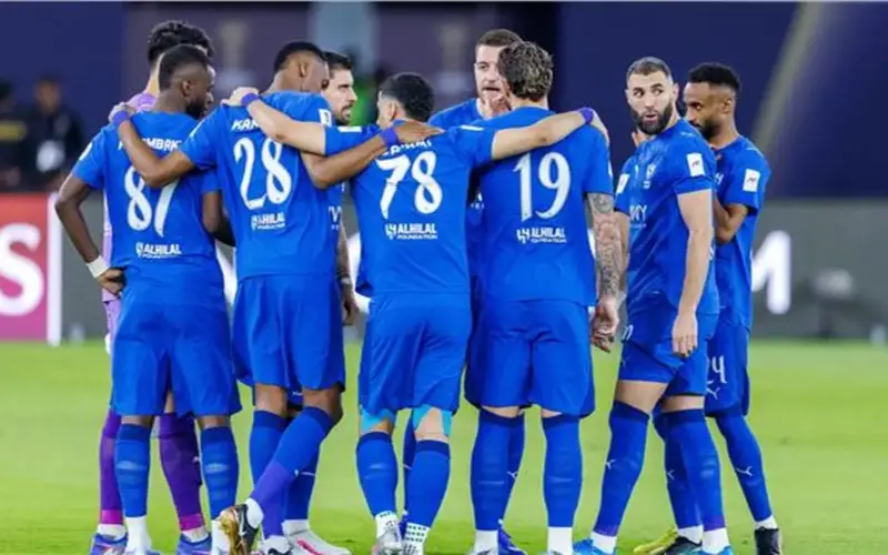 الهلال ضيفٌ ثقيلٌ على الحزم في الدوري السعودي