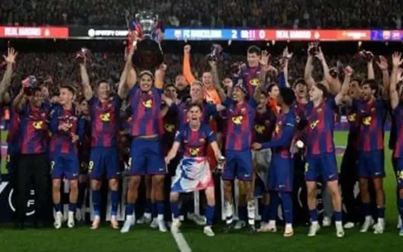 برشلونة يسيطر على تشكيل ماركا المثالى لليجا موسم 2025-2026