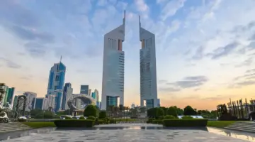تراجع درجات الحرارة في الإمارات مع نشاط الرياح غداً