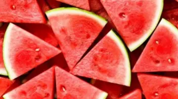ترطيب فوري وعناصر غذائية.. لماذا يُعتبر البطيخ الفاكهة المثالية في طقس الصيف؟