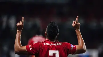 تريزيجيه يضيع ركلة جزاء أمام الزمالك في القمة 132