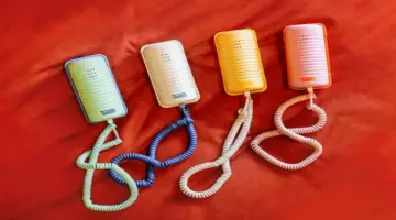 تطلق شركة Tin Can في سياتل مبادرة لمساعدة المدارس والأحياء على الاستغناء عن الهواتف الذكية معًا