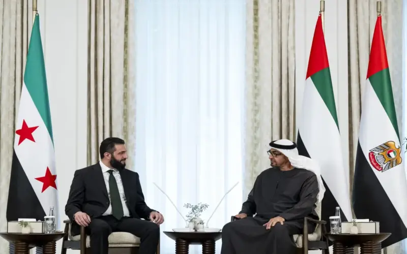 تقارب متسارع بين أبوظبي ودمشق.. رئيس الدولة والشرع يبحثان تعزيز التعاون الاقتصادي الاستثماري