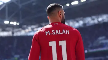 ثلاث وجهات فقط يمكنه الانتقال لها.. أسطورة ليفربول يوضح مستقبل محمد صلاح