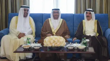 حاكم أم القيوين يتقبل تهاني الشيوخ والمسؤولين والمواطنين بالعيد