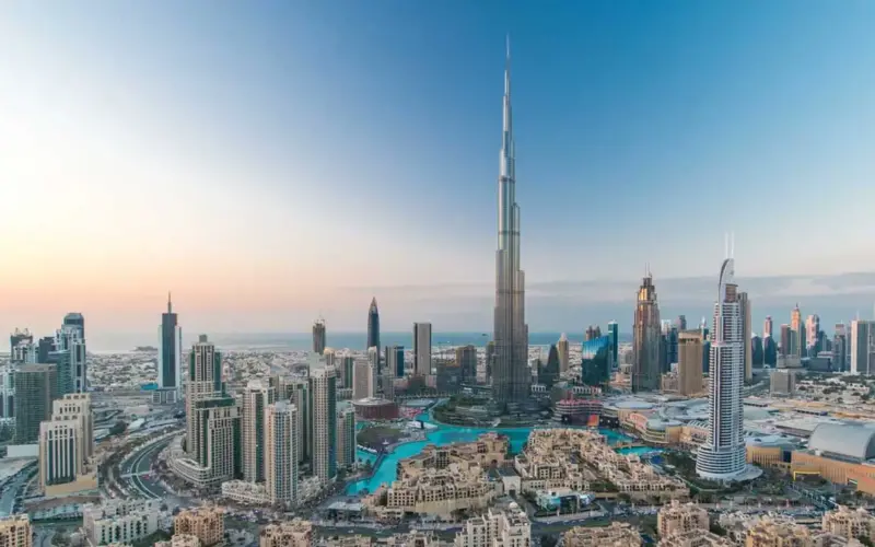 حمدان بن محمد يعتمد 1.5 مليار درهم إضافية من التسهيلات الاقتصادية في دبي