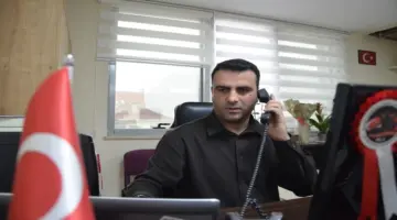 ذاكرة تعوَّض بصرا مفقودا.. تركي يحفظ 3 آلاف رقم هاتف