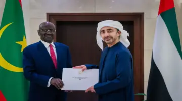 رئيس الدولة يتلقى رسالة خطية من رئيس موريتانيا تسلمها عبدالله بن زايد