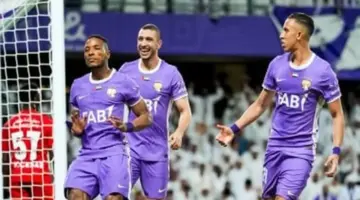رامي ربيعة يقود العين لفوز مثير على شباب الأهلي في الدوري الإماراتي.. فيديو