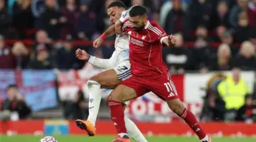 رسمياً، تغيير موعد مباراة ليفربول وأستون فيلا في الدوري الإنجليزي