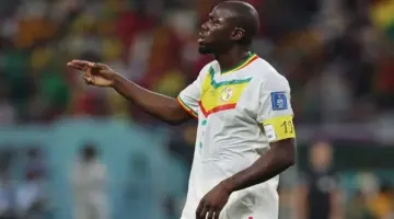 رغم انتهاء الموسم.. الهلال يتابع برنامج تأهيل كوليبالي مع السنغال قبل كأس العالم                                سلم الجهاز الطبي لفريق الهلال المدافع السنغالي كاليدو كوليبالي التقرير الخاص بإصابته قبل انطلاق معسكر منتخب بلاده استعدادًا للمشاركة في كأس العالم 2026.                الإثنين، 25 مايو 2026 – 15:41