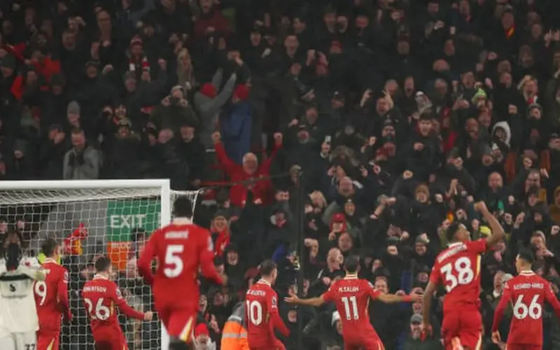 طريقة مشاهدة مباراة مانشستر يونايتد وليفربول في الدوري الإنجليزي مجانا.. بث مباشر لايف لحظة بلحظة