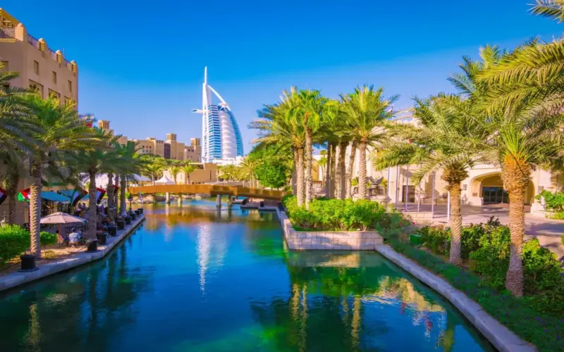 طقس الإمارات غداً.. صحو إلى غائم جزئيا مع ارتفاع بدرجات الحرارة