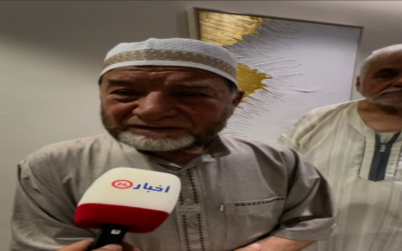 طيار سوري.. من قمرة القيادة إلى بائع طيور