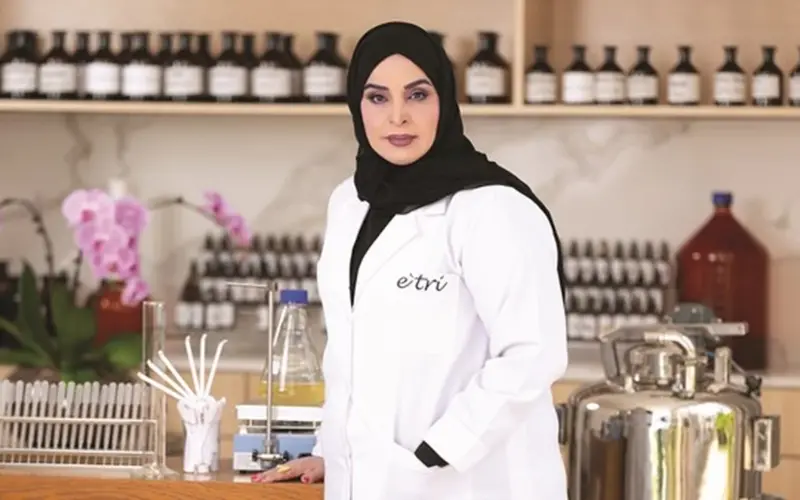 عائشة بن حويرب المهيري: كل تجربة عطرية تحمل امتناناً للحياة