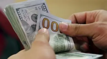 عاجل| بعد زيادة تحويلات المصريين بالخارج.. مفاجأة في سعر الدولار أمام الجنيه اليوم السبت