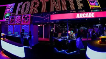 عودة لعبة “فورتنايت” إلى متاجر التطبيقات عالمياً وسط تصاعد معركتها القانونية مع آبل