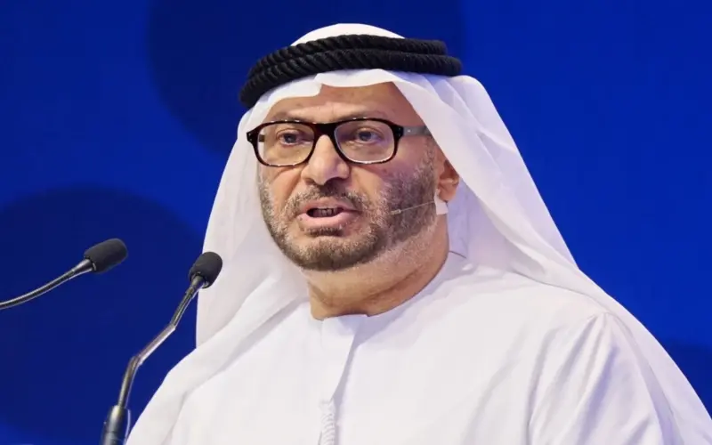 قرقاش: الإمارات متمسكة بالحلول السياسية وتؤكد حقها في حماية سيادتها