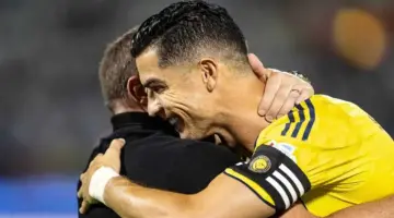 للمرة الـ 11.. النصر بطل الدوري السعودي بقيادة رونالدو بعد صراع شرس مع الهلال                                توج النصر بلقب الدوري السعودي للمرة الـ 11 في تاريخه بعد الفوز بنتيجة 4-1 على ضمك في الجولة الأخيرة من المسابقة بعد منافسة شرسة مع الهلال.                الخميس، 21 مايو 2026 – 23:13
