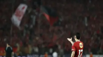 ماذا يجري مع أشرف بن شرقي داخل الأهلي بعد الانفجار أمام الزمالك؟