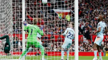 مانشستر يونايتد يقترب من التأهل إلى دوري أبطال أوروبا