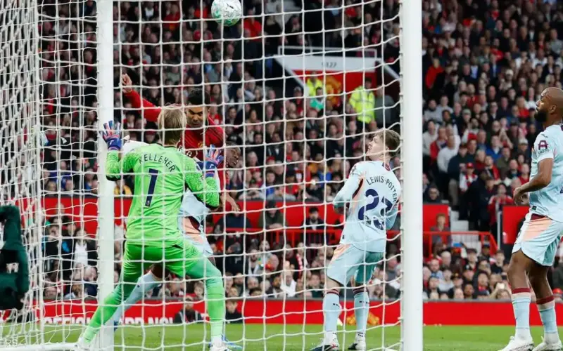 مانشستر يونايتد يقترب من التأهل إلى دوري أبطال أوروبا