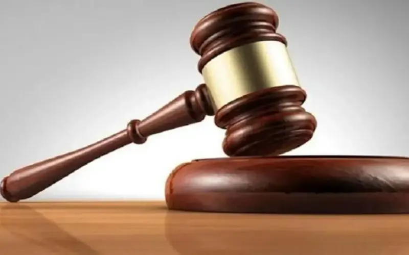 محكمة تغرّم رجلاً 40 ألفاً لاعتراضه طريق امرأة