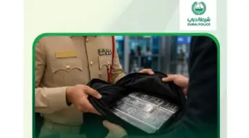 مسافر يفقد حقيبة يد تحوي سبائك فضة بمليوني درهم قبل صعود الطائرة