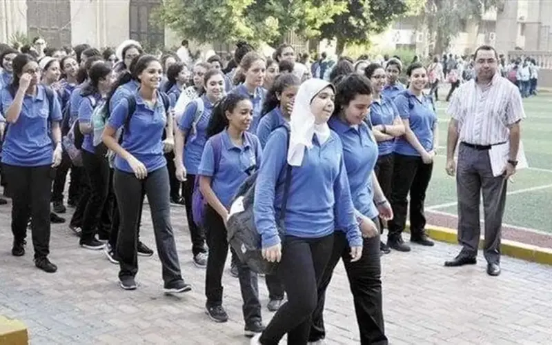 موعد وشروط التحويل بين المدارس الرسمية والخاصة.. التعليم توضح