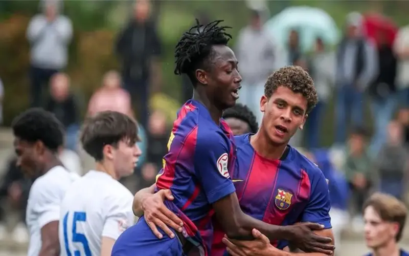 موقف حمزة عبدالكريم من مباراة برشلونة المصيرية بكأس الأبطال