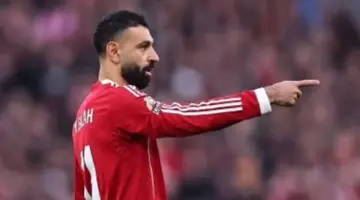 هل انهارت غرفة ملابس ليفربول؟.. تطورات جديدة فى أزمة محمد صلاح وسلوت