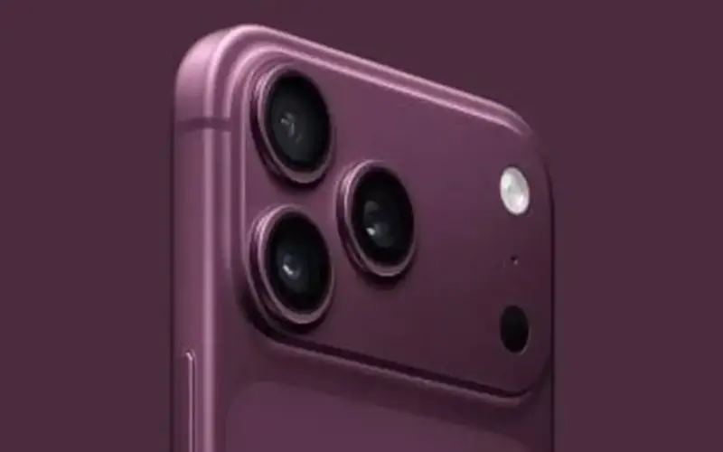 هل تقود آبل ثورة الشاشة الكاملة؟ iPhone 18 Pro يعيد تشكيل شكل هواتف أندرويد