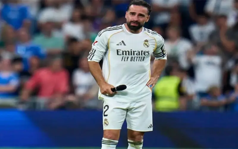 وداع مؤثر من كارفاخال عقب رحيله عن ريال مدريد: لا تنسوا الجيل الذهبي