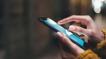 يسبب كارثة.. تحذير من ترك الهاتف المحمول على الشحن خلال النوم.. فيديو