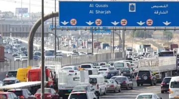 1.2 مليون مركبة قادمة يومياً من الشارقة إلى دبي.. ومشروعات جديدة لاستيعاب الازدحام