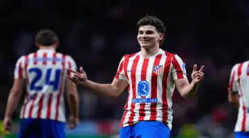 ألفاريز يرفض سان جيرمان وأرسنال ويتمسك ببرشلونة