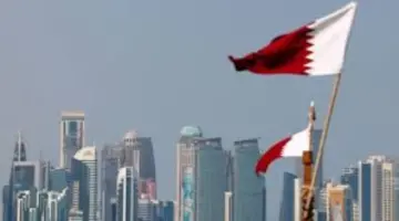 الأرصاد الجوية القطرية تحذر من رياح قوية على الساحل وفي عرض البحر.. وتتوقع طقسا حارا نهارا
