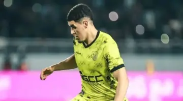 الأهلي يستعين بثنائي مغربي لحسم صفقة سفيان بن جديدة