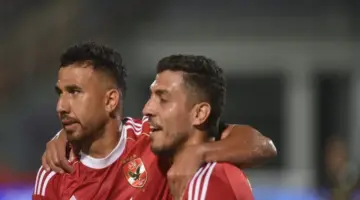 الحسين عموتة يحدد مصير مهاجم الأهلي في الصيف.. هل يرحل؟